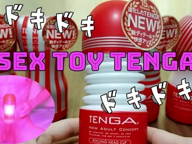 Experimente o prazer final com o Tenga Touch, o simulador de masturbação perfeito. Assista Hinda Hida, um jovem japonês twink, entrar em uma sessão de masturbação alucinante, deixando suas nozes latejando de êxtase.