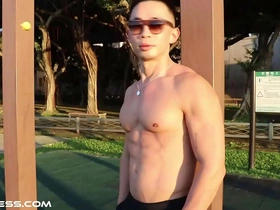 Zai-fitness.com يقدم مجموعة محيرة من مقاطع الفيديو التي تضم رجالا عضليين بأجساد محددة وبيكس كبيرة. تنغمس في عبادة العضلات, يعرض ستة حزمة, واللقاءات إغرائي مع الكتل الآسيوية تناسب.